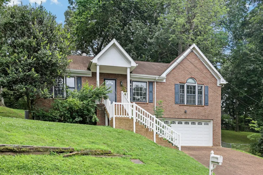 117 Fitzpatrick Ct, Nashville, TN 37214 - Image #2