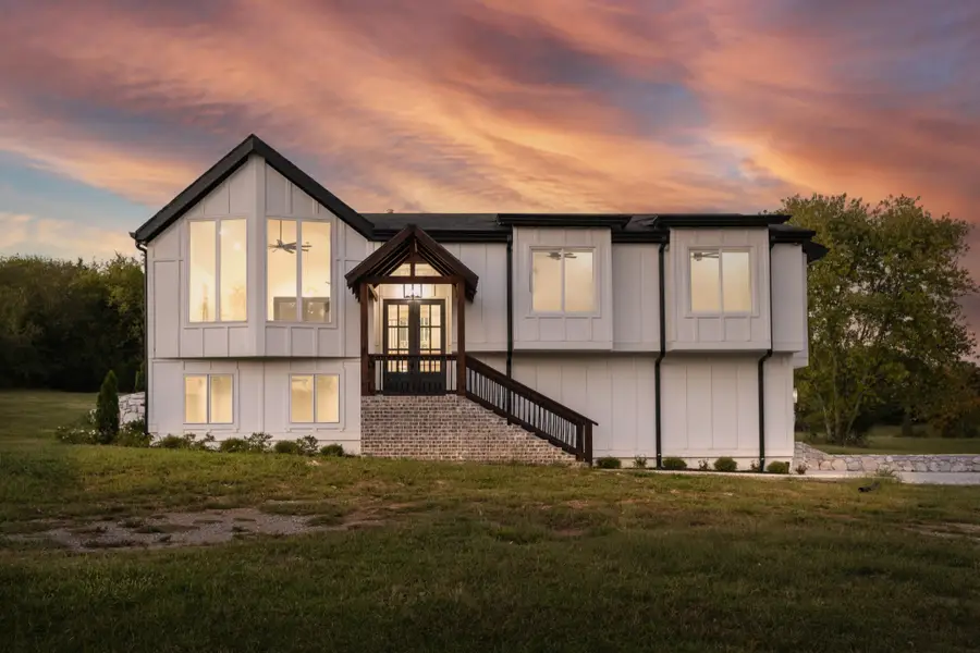 2752 Thompson Station Rd E, Thompsons Station, TN 37179 - Image #2