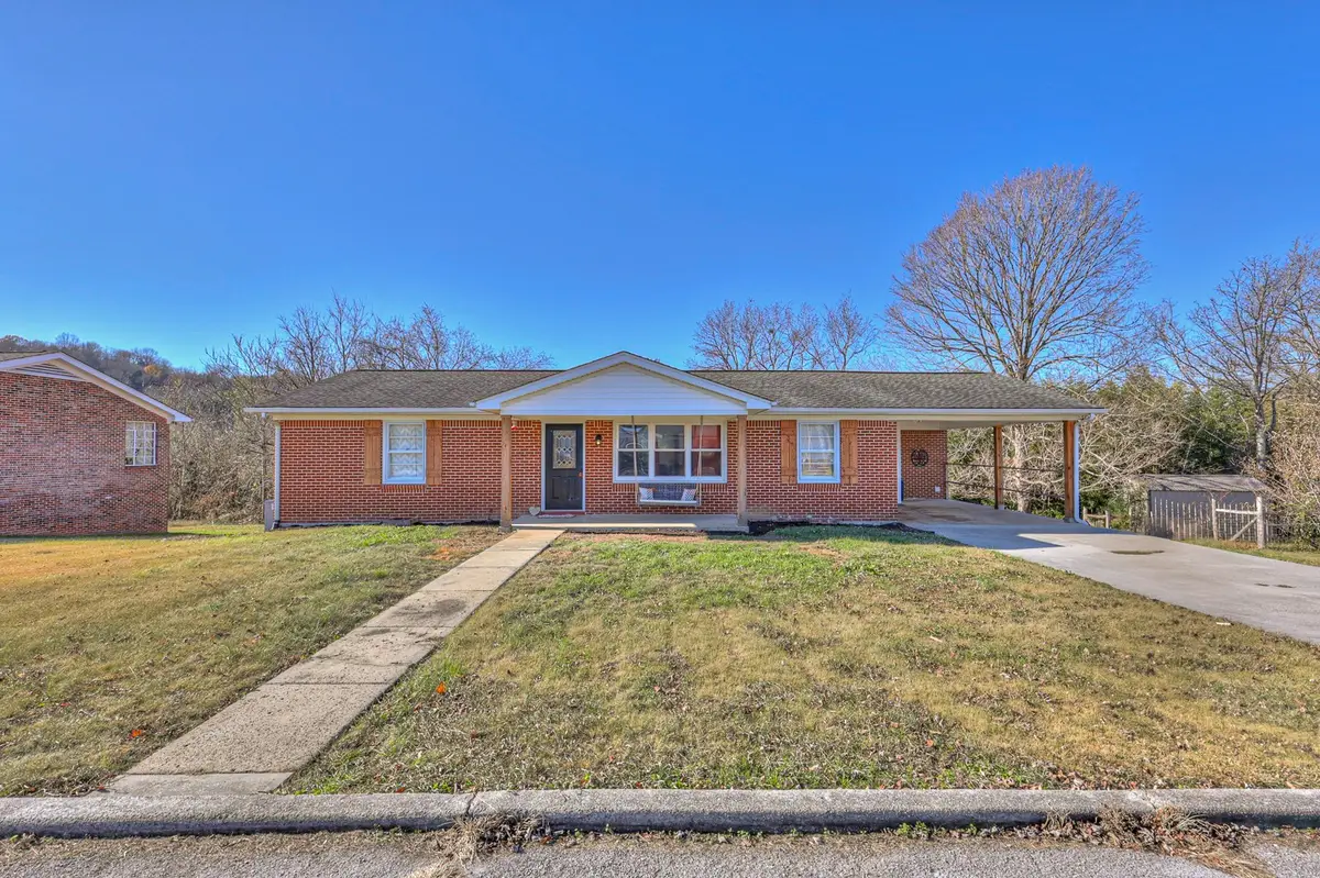 147 Hillview Hts, Dowelltown, TN 37059 - #1