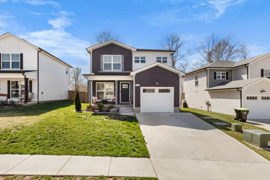 1186 Cottonwood Dr, Clarksville, TN 37040 - Image #2