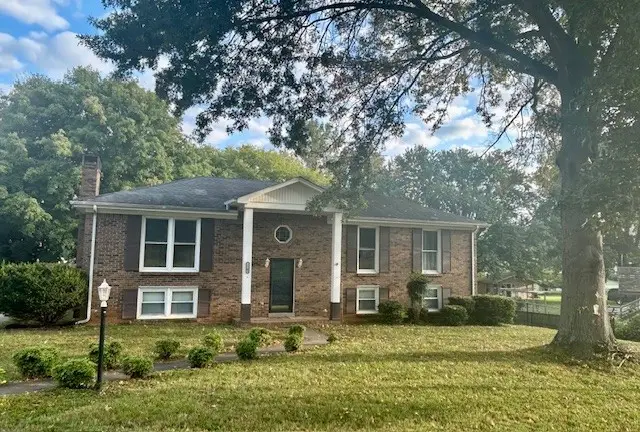 2503 Independence Dr, Clarksville, TN 37043 - #2