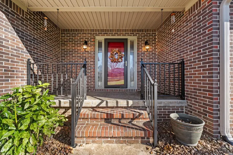 189 Pickney Rd, Winchester, TN 37398 - Image #2