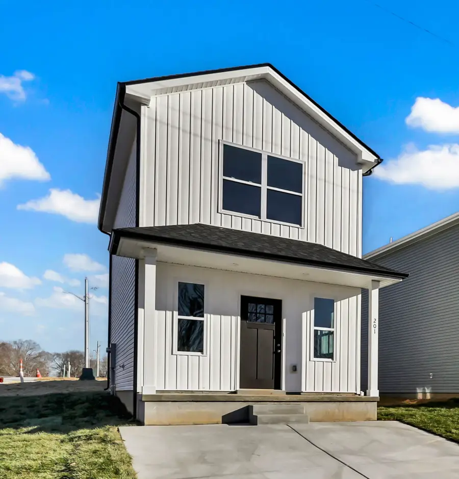 201 Robert Street, Clarksville, TN 37040 - #2