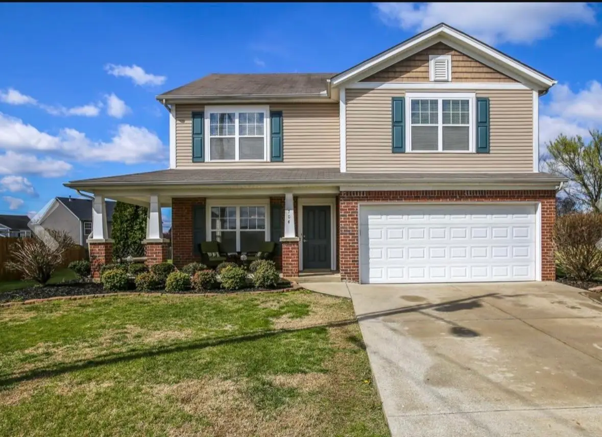 704 Blossom Hill Ct, Smyrna, TN 37167 - Image #1