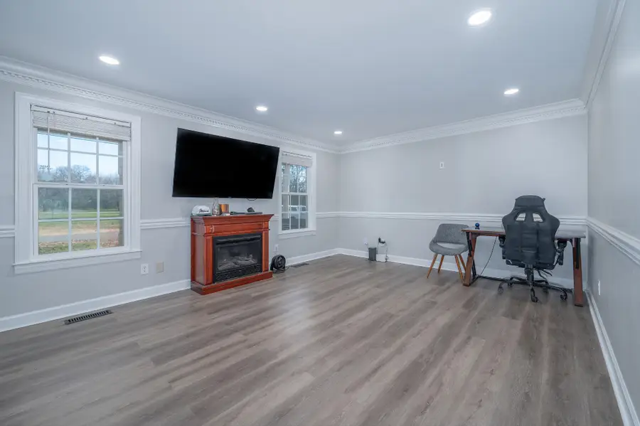 198 Tammy Dr, Gallatin, TN 37066 - Image #3