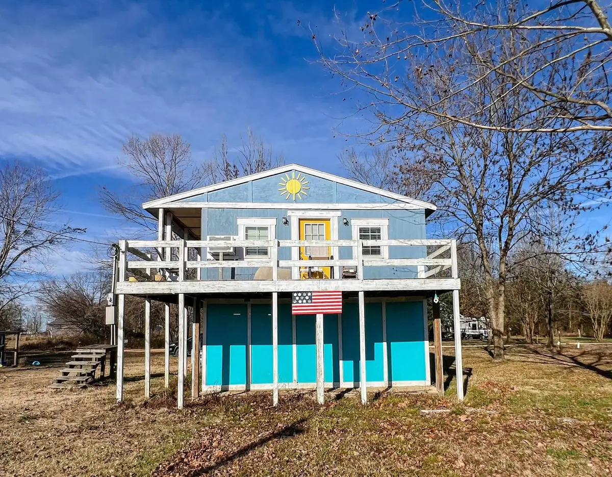 486 Water View Loop, Savannah, TN 38372 - Image #1