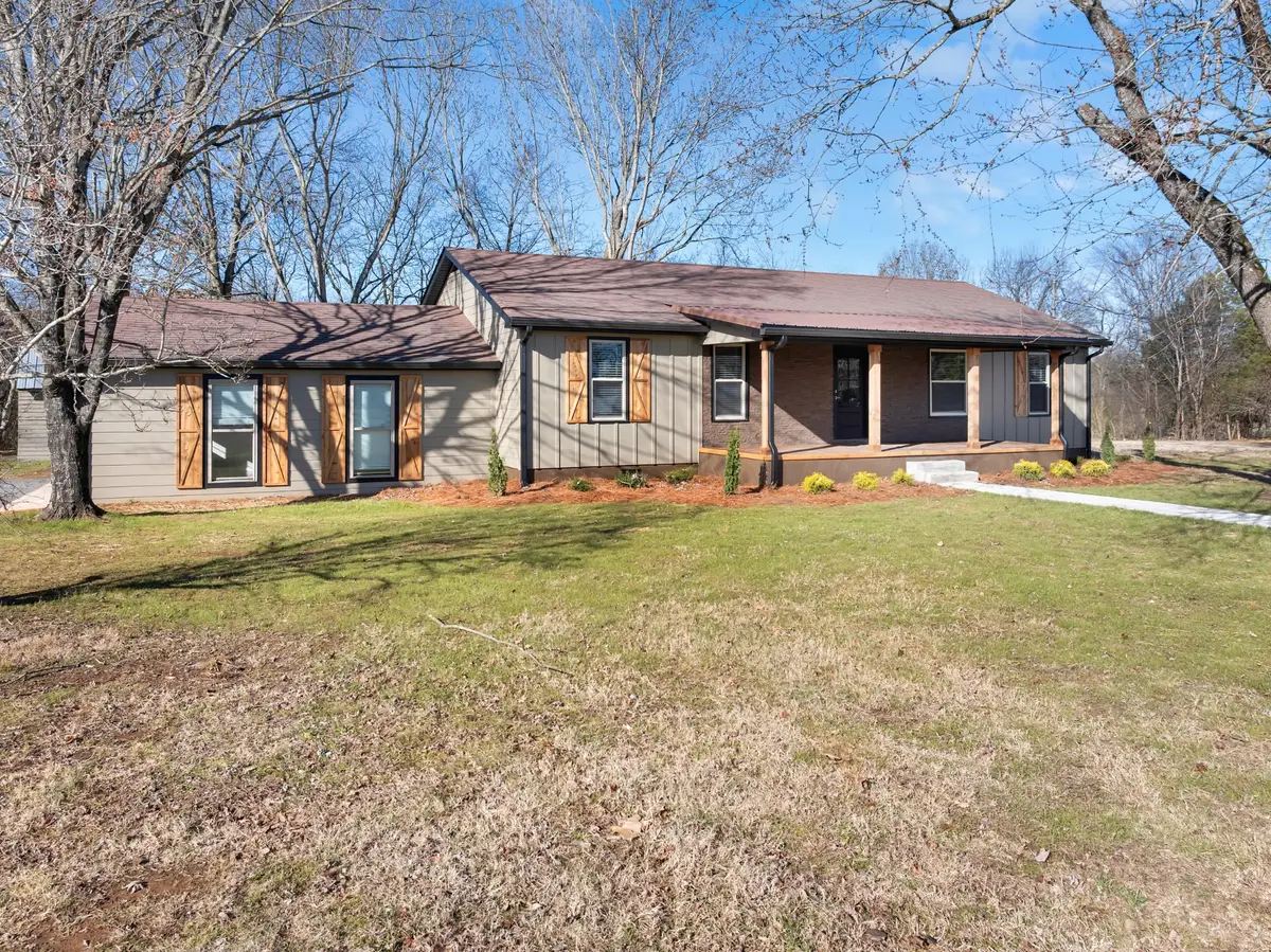 810 Frank Martin Rd, Shelbyville, TN 37160 - Image #1