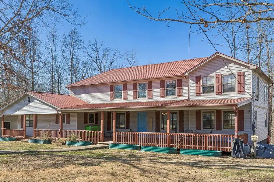485 Lower Roans Creek Rd, Linden, TN 37096 - Image #3