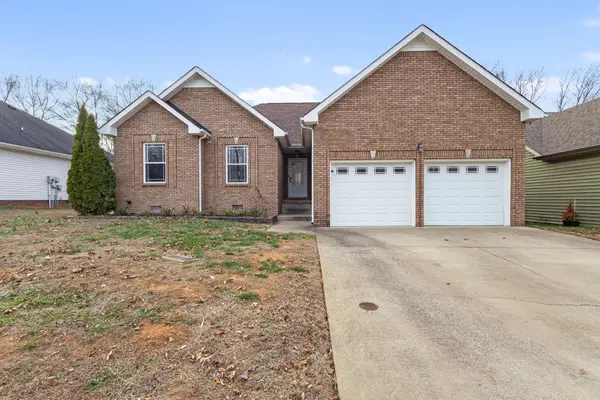 2610 Alex Overlook Way, Clarksville, TN 37043