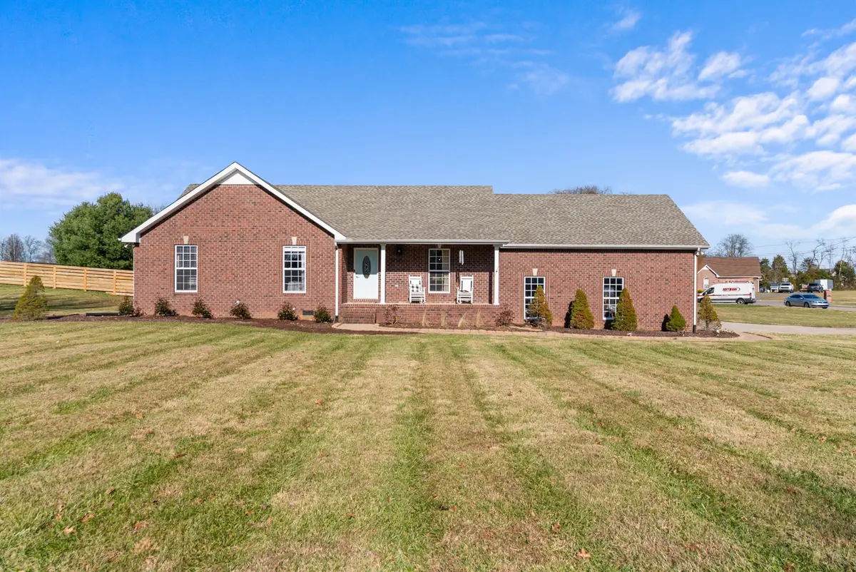 1021 Somerville Dr, Cottontown, TN 37048 - Image #1