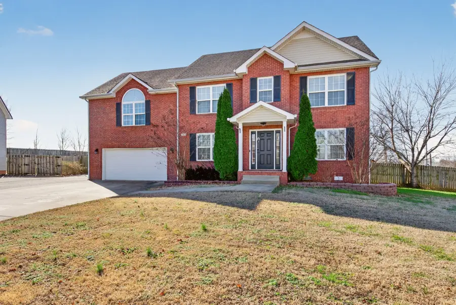 2481 Hattington Dr, Clarksville, TN 37042 - Image #2