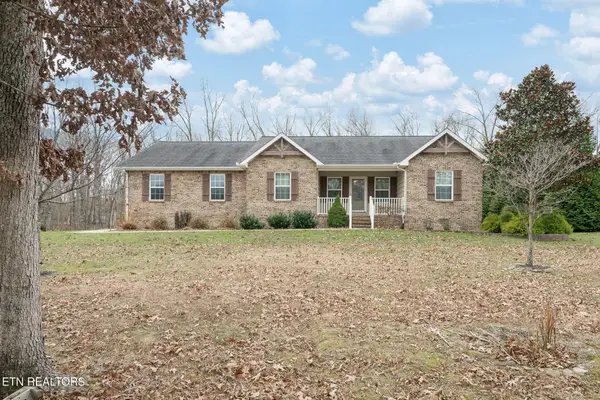 91 Stonecrest Ave, Crossville, TN 38571