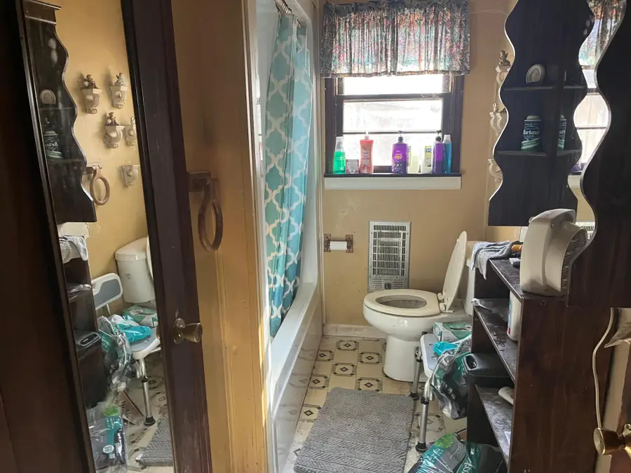 275 Roanoke Creek Rd, Collinwood, TN 38450 - Image #2