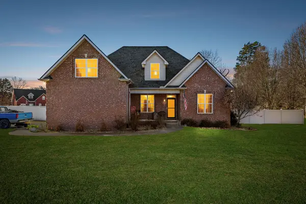 906 Pruitt Ct, Mount Juliet, TN 37122