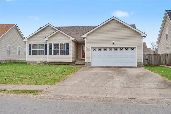 3765 N Jot Dr, Clarksville, TN 37040