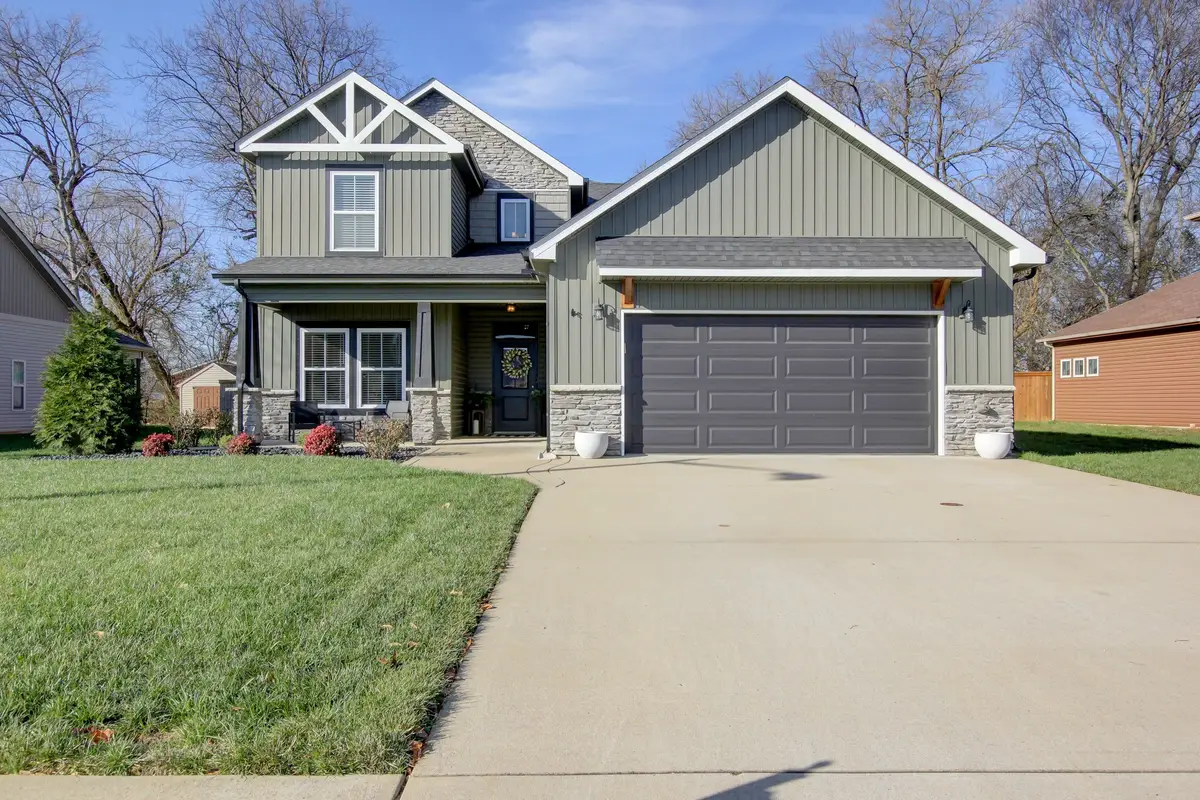 1004 Michaela Cir, Clarksville, TN 37043 - Image #1
