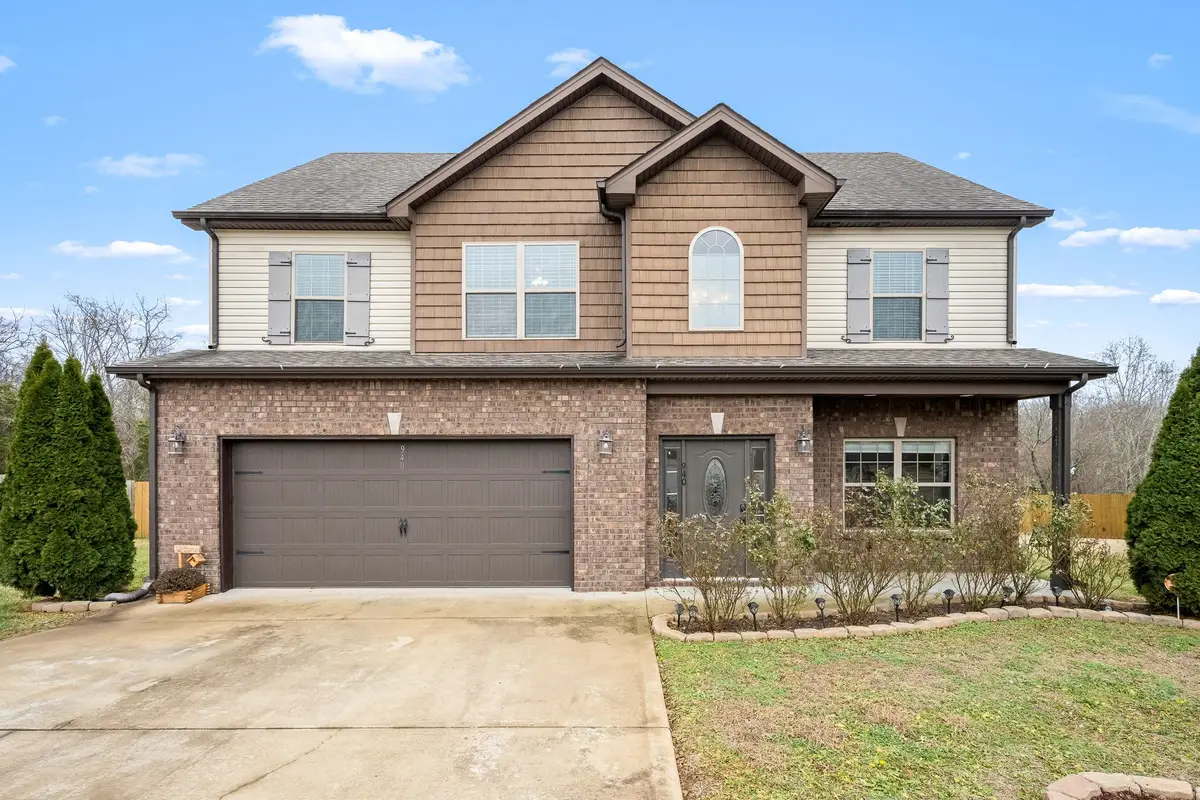 940 Smoots Dr, Clarksville, TN 37042 - Image #1
