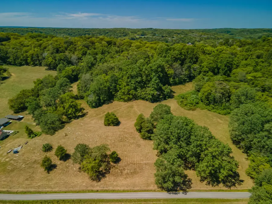 4283 Turkey Creek Rd, Williamsport, TN 38487 - #3