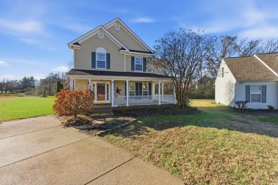 1325 Branchside Ct, Thompsons Station, TN 37179 - Image #3