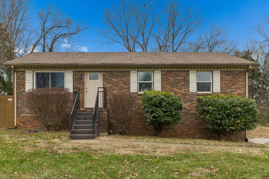 121 Marilyn Dr, Dickson, TN 37055 - #3