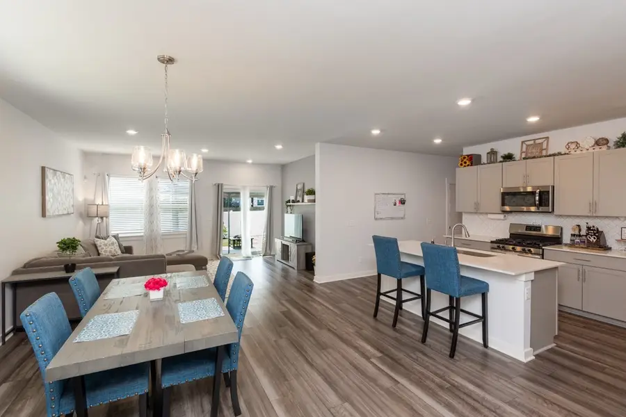 527 Torrey Pines Ln, Lebanon, TN 37087 - Image #3