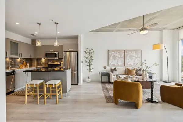 600 12th Ave S #627, Nashville, TN 37203