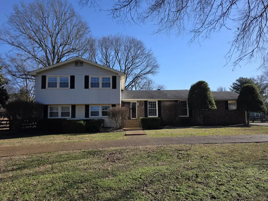 5016 Twin Lakes Dr, Old Hickory, TN 37138 - Image #3