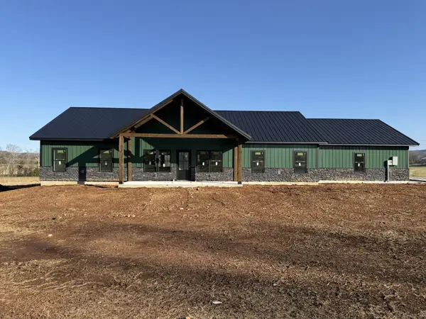 961 Collins Ln, Huntland, TN 37345