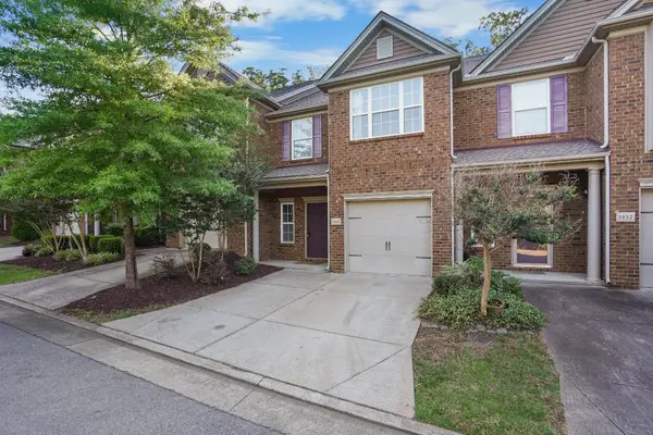 1034 Ashmore Dr, Nashville, TN 37211