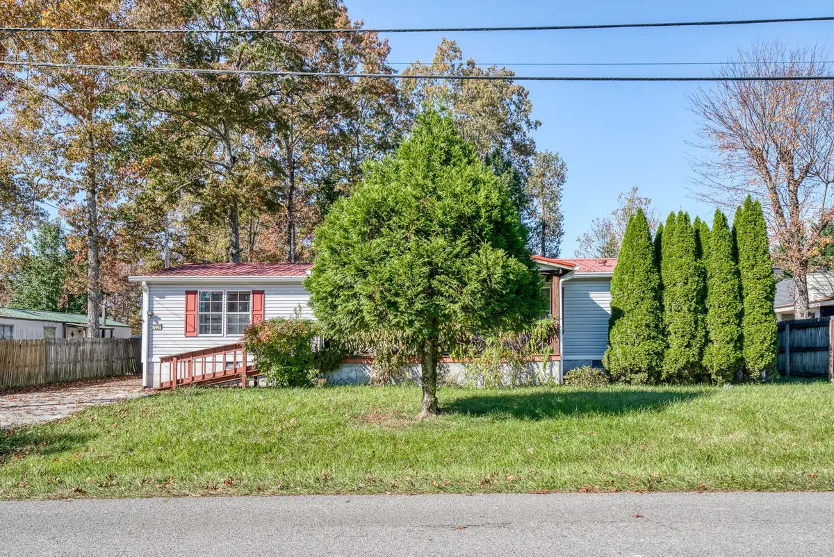 7227 Big Horn Dr, Crossville, TN 38572 - Image #1