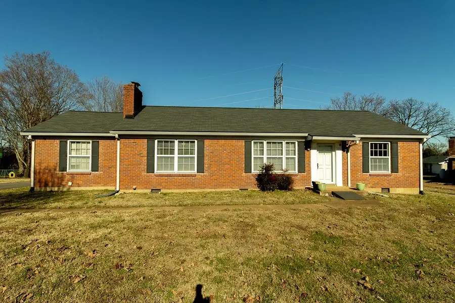 2556 Lakeland Dr, Nashville, TN 37214 - Image #2