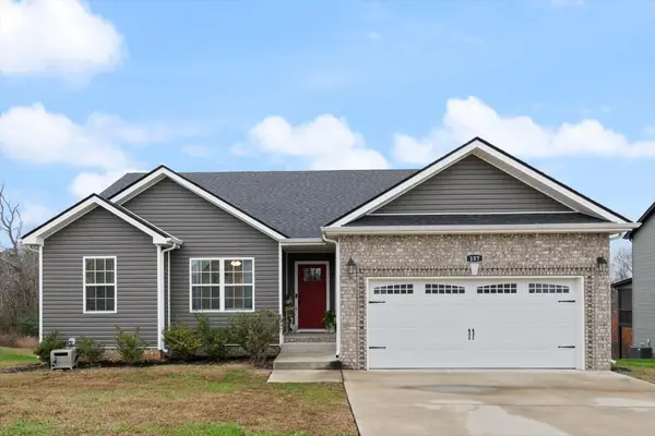 157 Tomahawk Pt, Clarksville, TN 37040