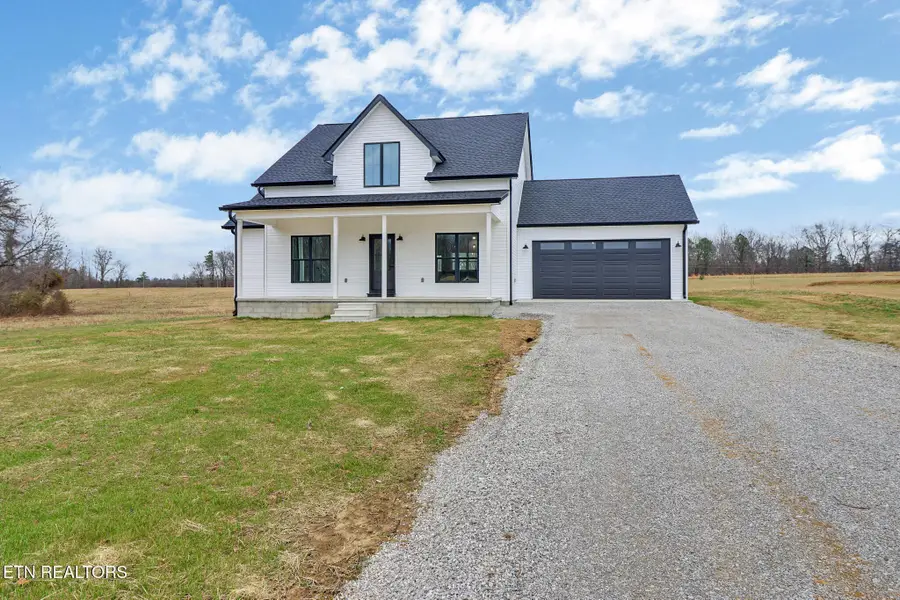 225 Georgee Rd, Jamestown, TN 38556 - Image #2