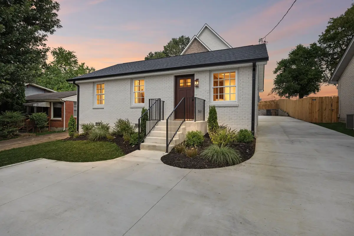 2127A Burns St, Nashville, TN 37216 - #1