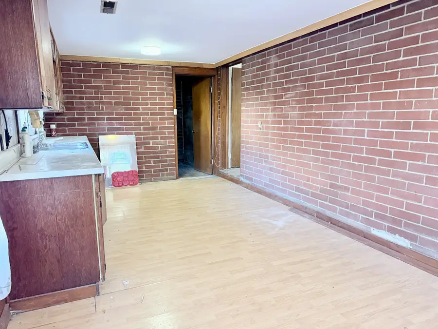 2805 Canton St, Hopkinsville, KY 42240 - #3