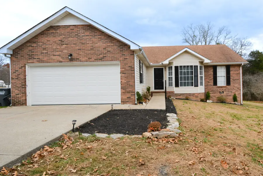 3465 John Taylor Rd, Woodlawn, TN 37191 - Image #2