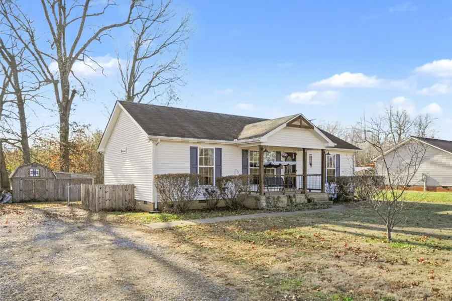 369 N Harris Rd, Portland, TN 37148 - Image #2