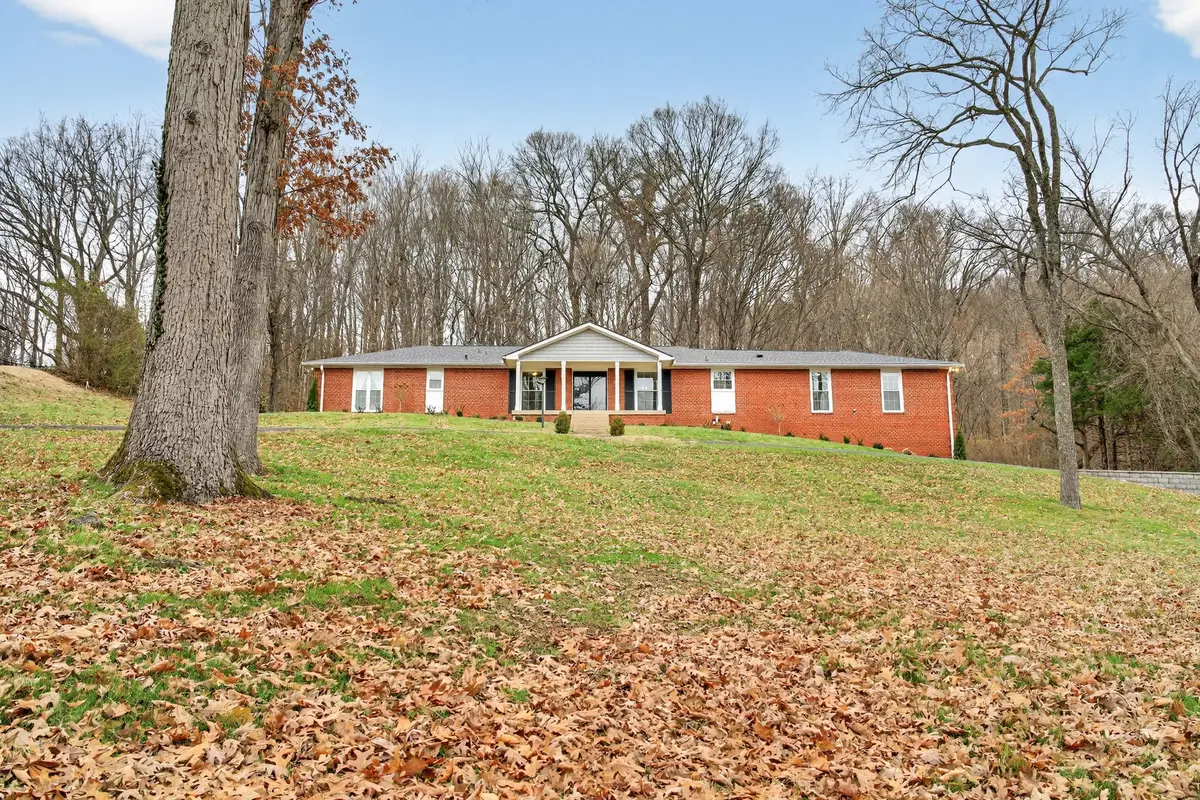 2148 Timberwood Dr, Nashville, TN 37215 - #1