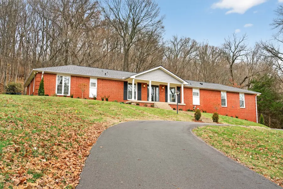 2148 Timberwood Dr, Nashville, TN 37215 - #3