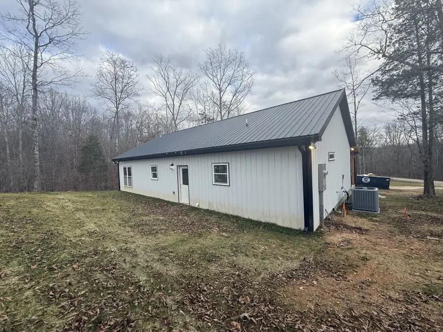 1157 Hilltop Rd, Cumberland Furnace, TN 37051 - Image #3