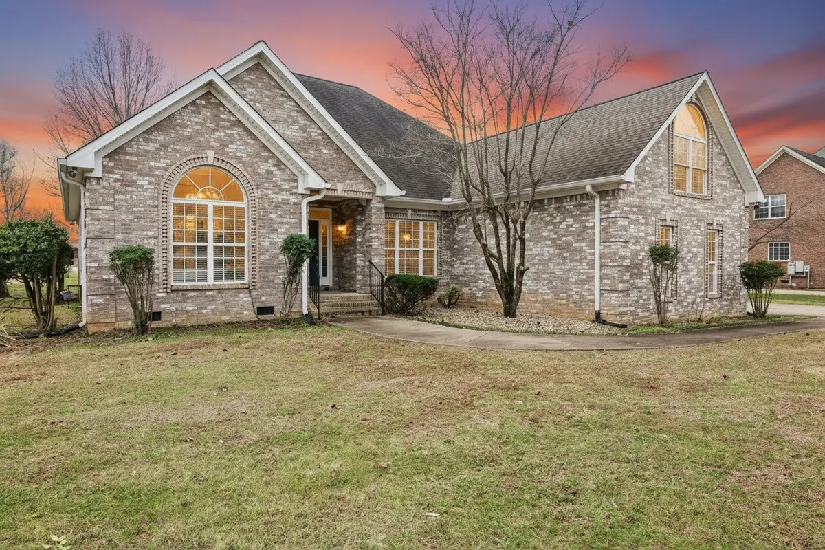 3429 Deerview Dr, Murfreesboro, TN 37128 - Image #1