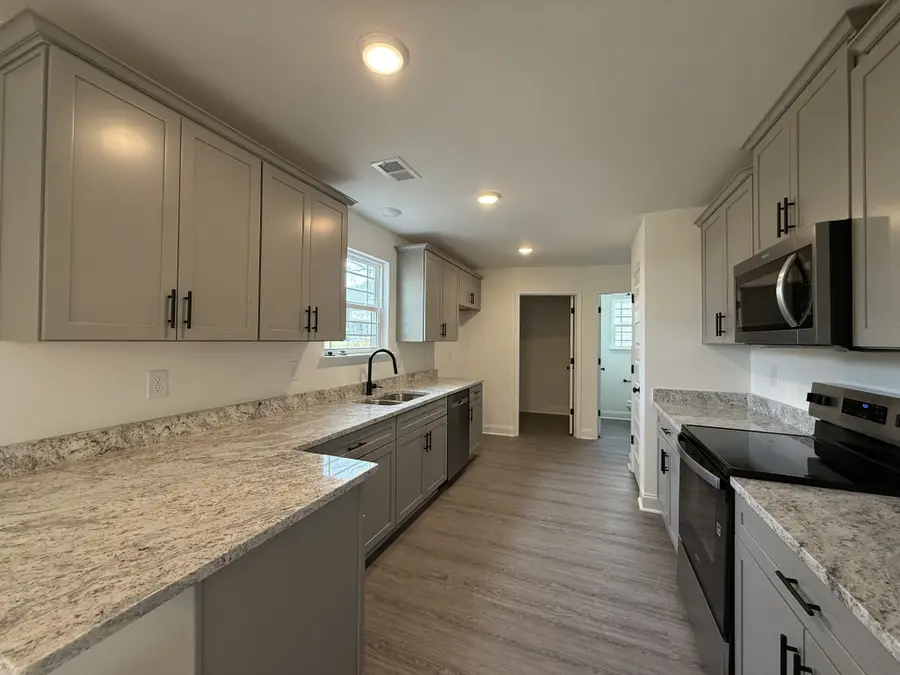 1094 Javier Dr, Springfield, TN 37172 - Image #3