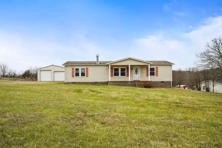 830 Carey Rd, Hartsville, TN 37074 - Image #2