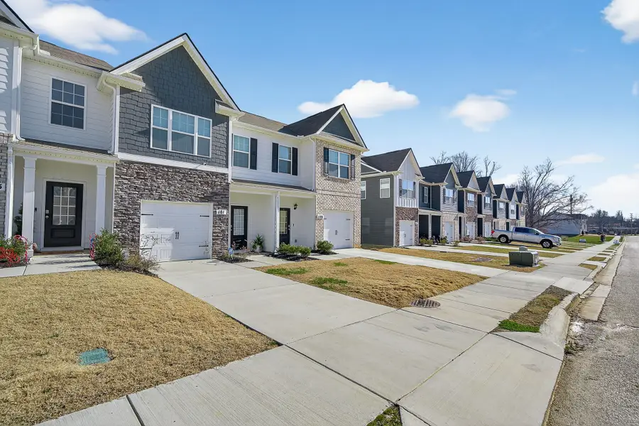 181 Dale Mires Ln, Baxter, TN 38544 - Image #2