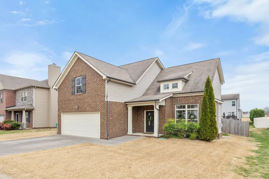 1036 Daniel Ln, Spring Hill, TN 37174 - Image #2