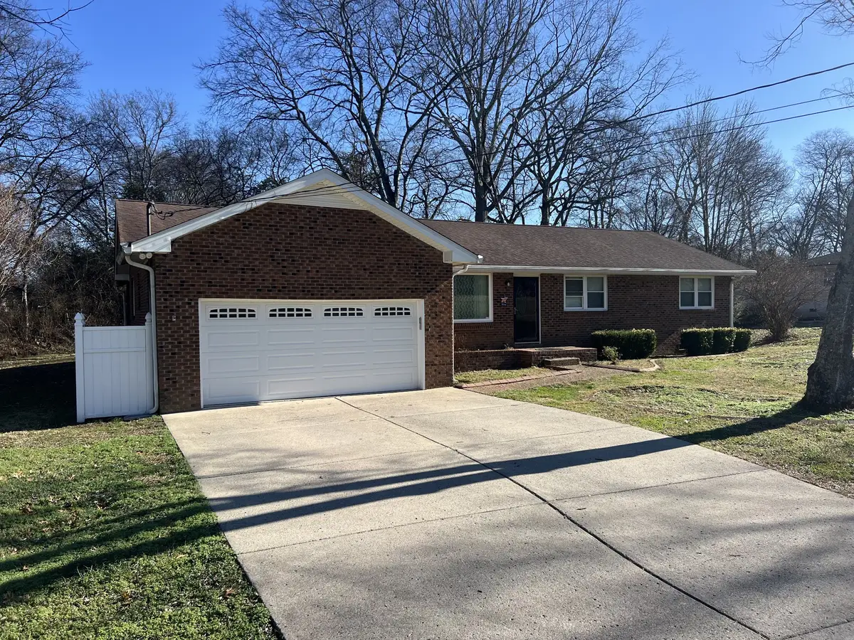 164 Gatone Dr, Hendersonville, TN 37075 - Image #1
