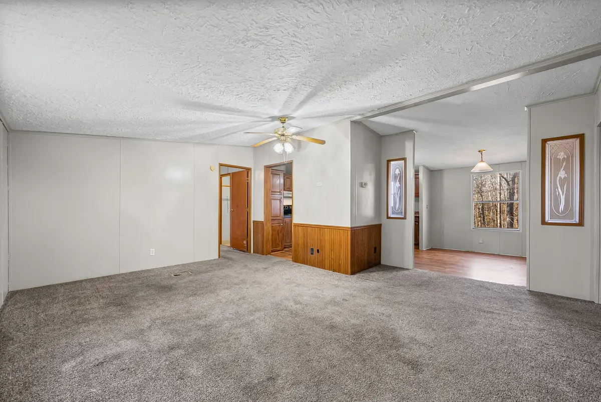 1105 Valley View Rd, Ashland City, TN 37015 - Image #1