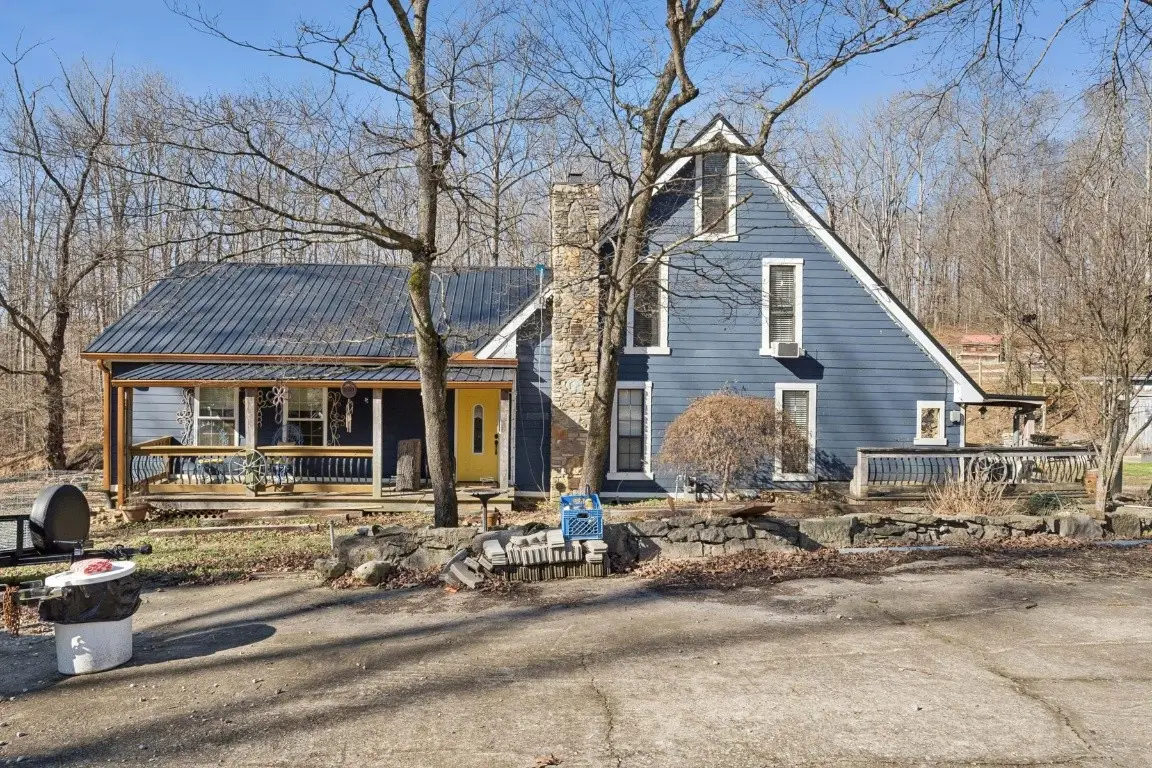 6303 Sullivan Rd, Lyles, TN 37098 - #1