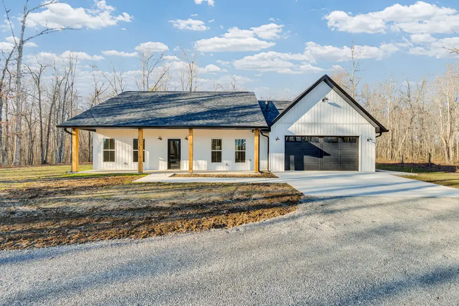 833 Dripping Springs Rd, Monterey, TN 38574 - Image #3