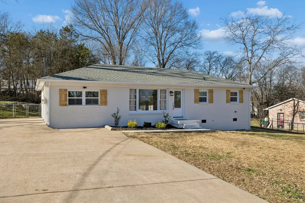 430 Hull Ave, Lewisburg, TN 37091 - Image #1